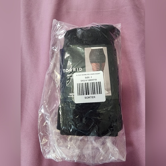 torrid Pants - Torrid bike shorts